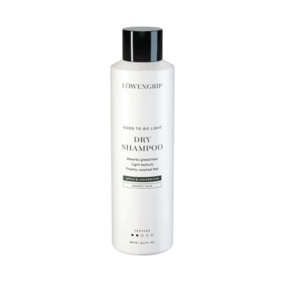 LÖWENGRIP GOOD TO GO LIGHT DRY SHAMPOO APPLE & CEDARWOOD – sausas šampūnas rudiems plaukams